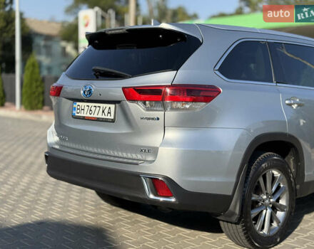 Серый Тойота Хайлендер, объемом двигателя 3.5 л и пробегом 110 тыс. км за 34500 $, фото 25 на Automoto.ua