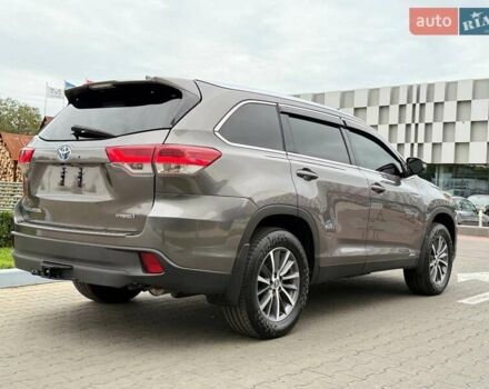 Сірий Тойота Хайлендер, об'ємом двигуна 3.5 л та пробігом 149 тис. км за 32999 $, фото 15 на Automoto.ua