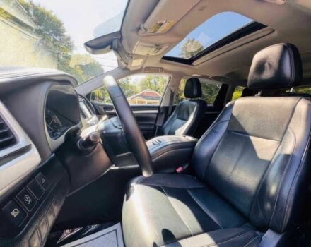 Серый Тойота Хайлендер, объемом двигателя 3.5 л и пробегом 32 тыс. км за 14800 $, фото 5 на Automoto.ua