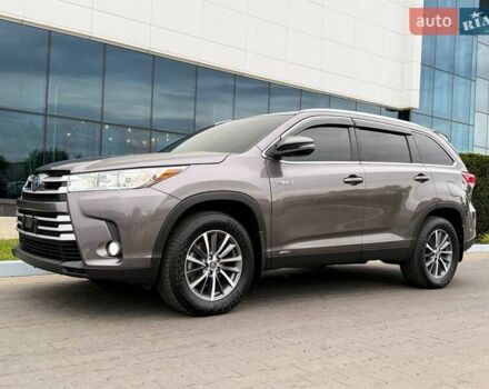 Сірий Тойота Хайлендер, об'ємом двигуна 3.5 л та пробігом 149 тис. км за 32999 $, фото 10 на Automoto.ua