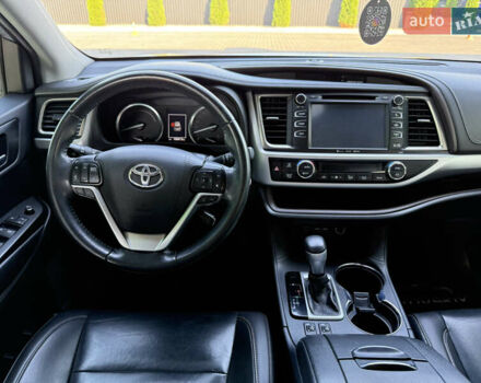 Серый Тойота Хайлендер, объемом двигателя 3.5 л и пробегом 110 тыс. км за 34500 $, фото 10 на Automoto.ua