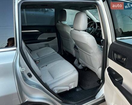 Серый Тойота Хайлендер, объемом двигателя 3.5 л и пробегом 91 тыс. км за 23700 $, фото 15 на Automoto.ua