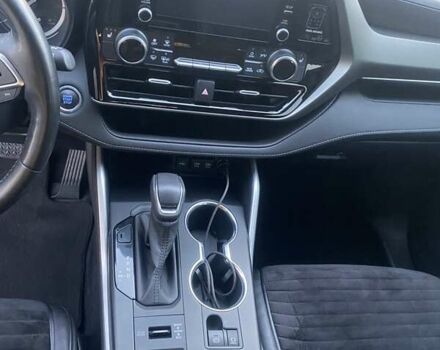 Сірий Тойота Хайлендер, об'ємом двигуна 3.5 л та пробігом 127 тис. км за 35500 $, фото 9 на Automoto.ua