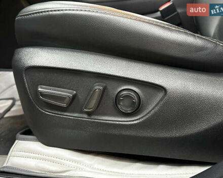 Сірий Тойота Хайлендер, об'ємом двигуна 2.5 л та пробігом 126 тис. км за 39500 $, фото 35 на Automoto.ua