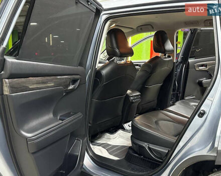 Сірий Тойота Хайлендер, об'ємом двигуна 2.5 л та пробігом 126 тис. км за 39500 $, фото 16 на Automoto.ua