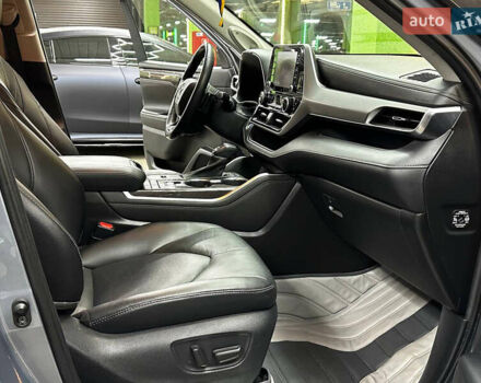 Сірий Тойота Хайлендер, об'ємом двигуна 2.5 л та пробігом 126 тис. км за 39500 $, фото 18 на Automoto.ua