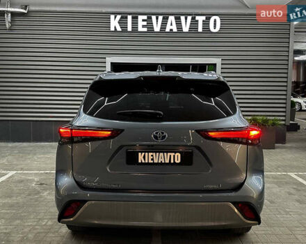 Сірий Тойота Хайлендер, об'ємом двигуна 2.5 л та пробігом 126 тис. км за 39500 $, фото 7 на Automoto.ua