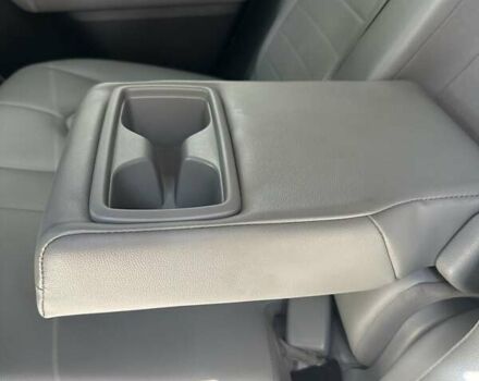 Сірий Тойота Хайлендер, об'ємом двигуна 3.46 л та пробігом 69 тис. км за 32500 $, фото 29 на Automoto.ua