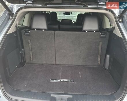 Сірий Тойота Хайлендер, об'ємом двигуна 2.49 л та пробігом 96 тис. км за 41500 $, фото 12 на Automoto.ua