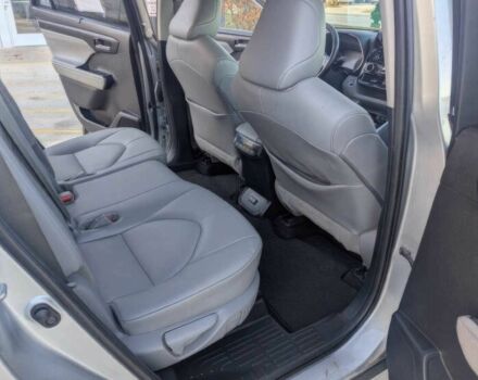 Серый Тойота Хайлендер, объемом двигателя 3.5 л и пробегом 33 тыс. км за 23800 $, фото 10 на Automoto.ua