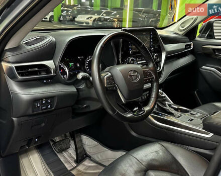 Сірий Тойота Хайлендер, об'ємом двигуна 2.5 л та пробігом 126 тис. км за 39500 $, фото 15 на Automoto.ua