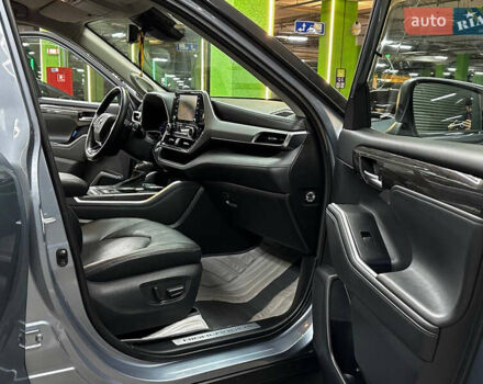 Сірий Тойота Хайлендер, об'ємом двигуна 2.5 л та пробігом 126 тис. км за 39500 $, фото 17 на Automoto.ua