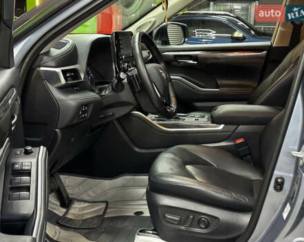 Сірий Тойота Хайлендер, об'ємом двигуна 2.5 л та пробігом 126 тис. км за 39500 $, фото 14 на Automoto.ua