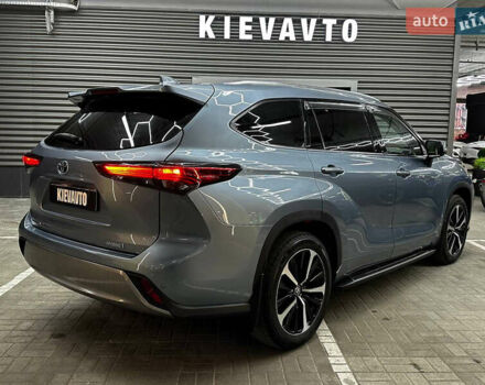 Сірий Тойота Хайлендер, об'ємом двигуна 2.5 л та пробігом 126 тис. км за 39500 $, фото 4 на Automoto.ua