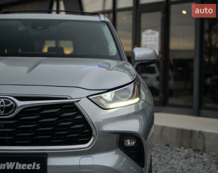 Сірий Тойота Хайлендер, об'ємом двигуна 3.46 л та пробігом 26 тис. км за 43900 $, фото 13 на Automoto.ua