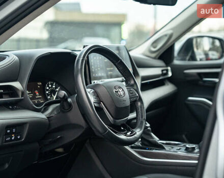 Сірий Тойота Хайлендер, об'ємом двигуна 3.46 л та пробігом 26 тис. км за 43900 $, фото 24 на Automoto.ua