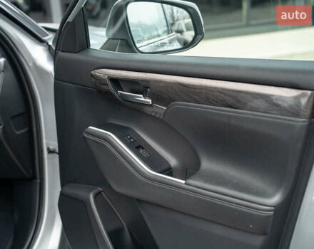 Сірий Тойота Хайлендер, об'ємом двигуна 3.46 л та пробігом 26 тис. км за 43900 $, фото 41 на Automoto.ua