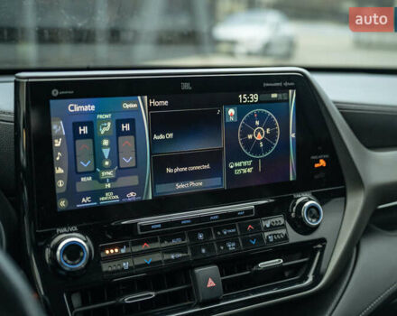 Сірий Тойота Хайлендер, об'ємом двигуна 3.46 л та пробігом 26 тис. км за 43900 $, фото 31 на Automoto.ua