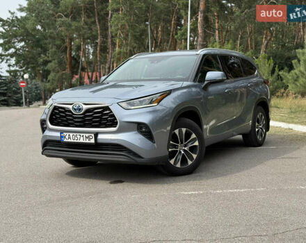 Тойота Хайлендер 2021 в Киеве на Automoto.ua Серый Тойота Хайлендер, объемом двигателя 2.49 л и пробегом 155 тыс. км за 39900 $, фото 49 на Automoto.ua