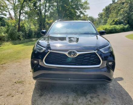 Серый Тойота Хайлендер, объемом двигателя 3.5 л и пробегом 14 тыс. км за 18000 $, фото 1 на Automoto.ua