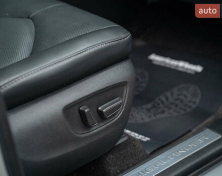 Сірий Тойота Хайлендер, об'ємом двигуна 3.46 л та пробігом 26 тис. км за 43900 $, фото 34 на Automoto.ua