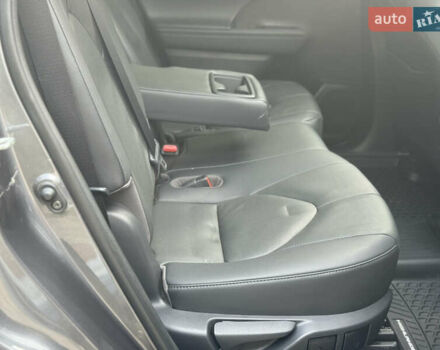 Сірий Тойота Хайлендер, об'ємом двигуна 3.46 л та пробігом 23 тис. км за 40789 $, фото 44 на Automoto.ua