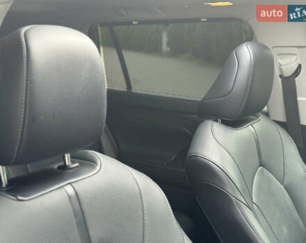 Сірий Тойота Хайлендер, об'ємом двигуна 3.46 л та пробігом 23 тис. км за 40789 $, фото 53 на Automoto.ua