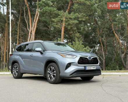 Тойота Хайлендер 2021 в Киеве на Automoto.ua Серый Тойота Хайлендер, объемом двигателя 2.49 л и пробегом 155 тыс. км за 39900 $, фото 76 на Automoto.ua
