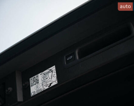 Сірий Тойота Хайлендер, об'ємом двигуна 3.46 л та пробігом 26 тис. км за 43900 $, фото 39 на Automoto.ua