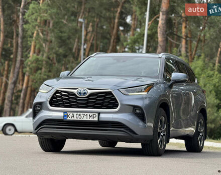 Тойота Хайлендер 2021 в Киеве на Automoto.ua Серый Тойота Хайлендер, объемом двигателя 2.49 л и пробегом 155 тыс. км за 39900 $, фото 3 на Automoto.ua