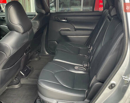 Серый Тойота Хайлендер, объемом двигателя 2.49 л и пробегом 98 тыс. км за 39905 $, фото 10 на Automoto.ua