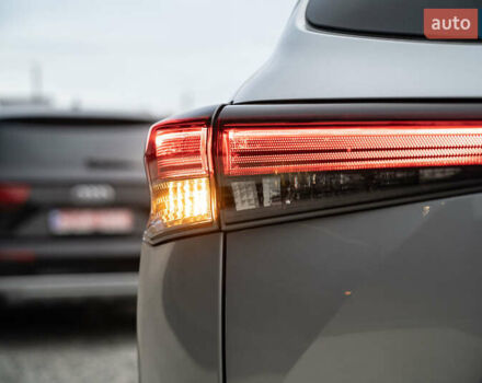 Сірий Тойота Хайлендер, об'ємом двигуна 3.46 л та пробігом 26 тис. км за 43900 $, фото 6 на Automoto.ua