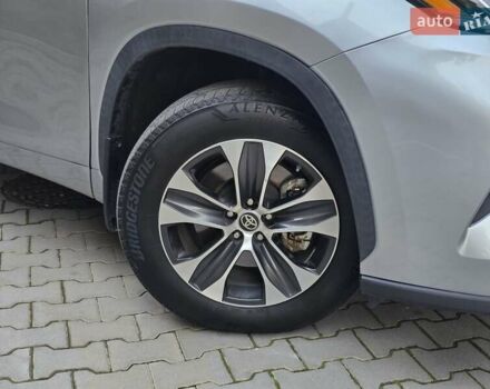 Серый Тойота Хайлендер, объемом двигателя 2.49 л и пробегом 30 тыс. км за 36999 $, фото 12 на Automoto.ua