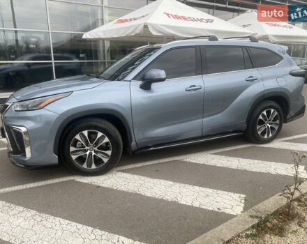 Сірий Тойота Хайлендер, об'ємом двигуна 2.49 л та пробігом 53 тис. км за 47000 $, фото 2 на Automoto.ua