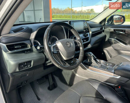 Сірий Тойота Хайлендер, об'ємом двигуна 2.49 л та пробігом 63 тис. км за 51500 $, фото 16 на Automoto.ua