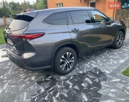 Серый Тойота Хайлендер, объемом двигателя 2.49 л и пробегом 55 тыс. км за 52700 $, фото 2 на Automoto.ua