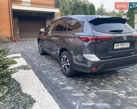 Серый Тойота Хайлендер, объемом двигателя 2.49 л и пробегом 55 тыс. км за 52700 $, фото 1 на Automoto.ua