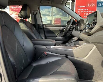 Серый Тойота Хайлендер, объемом двигателя 2.49 л и пробегом 39 тыс. км за 56053 $, фото 10 на Automoto.ua