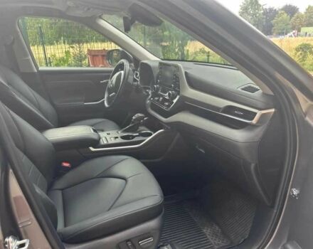 Серый Тойота Хайлендер, объемом двигателя 2.5 л и пробегом 53 тыс. км за 29999 $, фото 8 на Automoto.ua