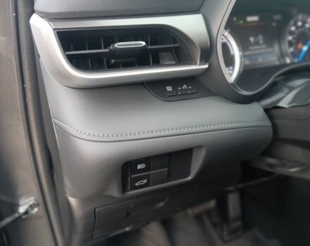 Серый Тойота Хайлендер, объемом двигателя 0 л и пробегом 80 тыс. км за 43000 $, фото 16 на Automoto.ua