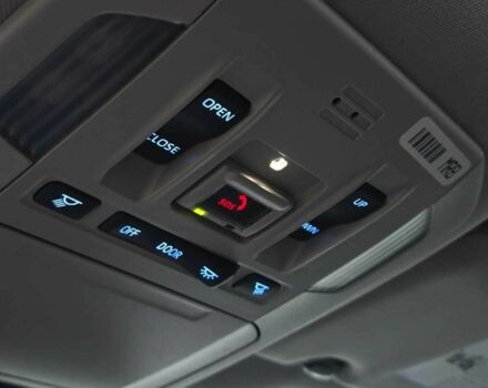 Серый Тойота Хайлендер, объемом двигателя 2.5 л и пробегом 30 тыс. км за 36999 $, фото 7 на Automoto.ua