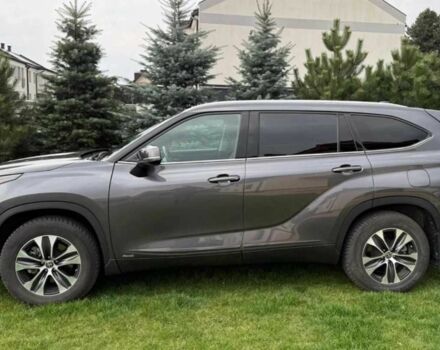 Серый Тойота Хайлендер, объемом двигателя 2.5 л и пробегом 53 тыс. км за 29999 $, фото 3 на Automoto.ua