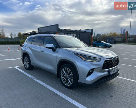 Сірий Тойота Хайлендер, об'ємом двигуна 2.49 л та пробігом 63 тис. км за 51500 $, фото 2 на Automoto.ua