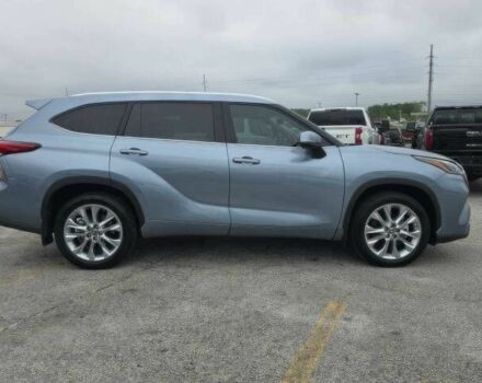 Серый Тойота Хайлендер, объемом двигателя 3.5 л и пробегом 21 тыс. км за 24000 $, фото 3 на Automoto.ua