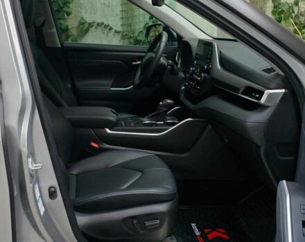 Серый Тойота Хайлендер, объемом двигателя 2.5 л и пробегом 30 тыс. км за 36999 $, фото 23 на Automoto.ua