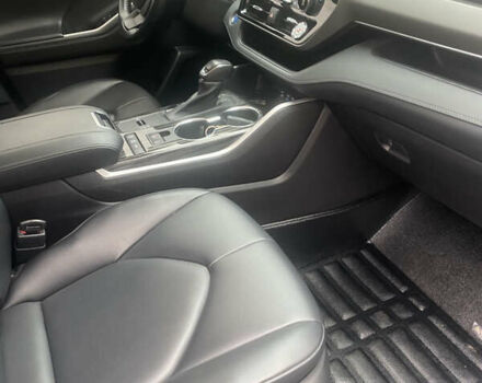 Сірий Тойота Хайлендер, об'ємом двигуна 2.49 л та пробігом 53 тис. км за 47000 $, фото 44 на Automoto.ua