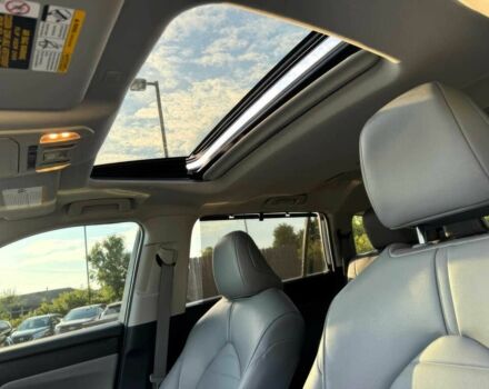 Сірий Тойота Хайлендер, об'ємом двигуна 2.4 л та пробігом 12 тис. км за 37100 $, фото 9 на Automoto.ua