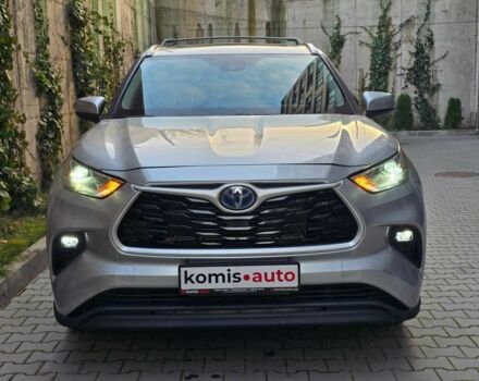 Серый Тойота Хайлендер, объемом двигателя 2.5 л и пробегом 30 тыс. км за 36999 $, фото 1 на Automoto.ua