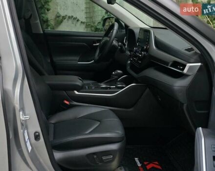 Серый Тойота Хайлендер, объемом двигателя 2.49 л и пробегом 30 тыс. км за 36999 $, фото 61 на Automoto.ua