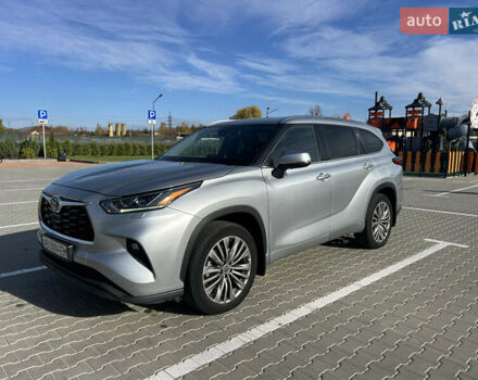Сірий Тойота Хайлендер, об'ємом двигуна 2.49 л та пробігом 63 тис. км за 51500 $, фото 12 на Automoto.ua